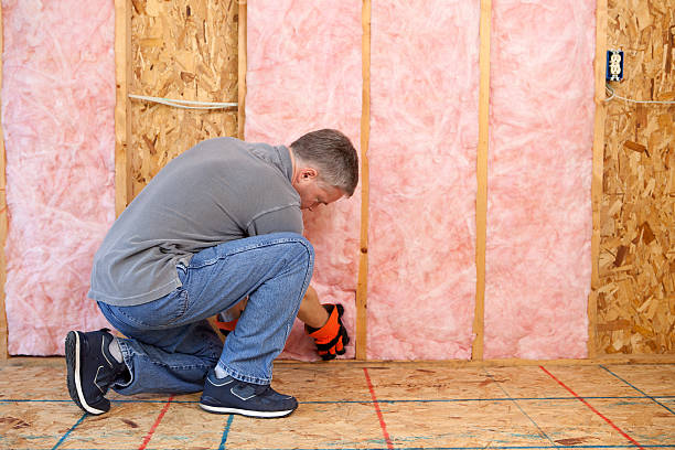 Best Insulation Installation Services in Melville, RI